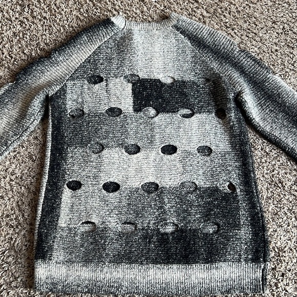Kerisma Pull Over Gray Sweater Size M/L - Picture 10 of 12